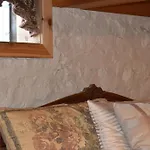 Chateau Connellsville Medieval Royal Chamber